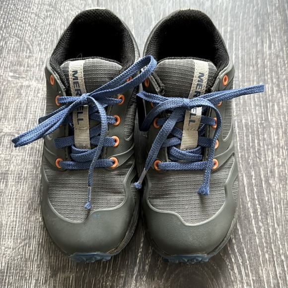 Merrell Other - Merrill boys shoes